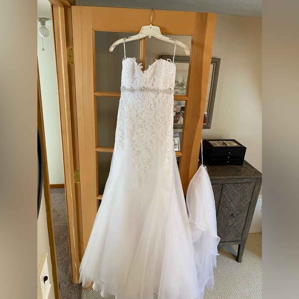 Anjolique Wedding Dress